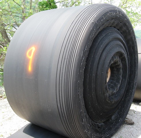 Fabric Conveyor Belt (41.5 Inches X 1720 Feet) Roll No. 9